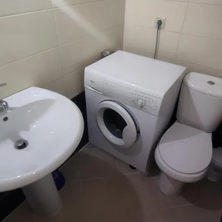 Eri Apartament *