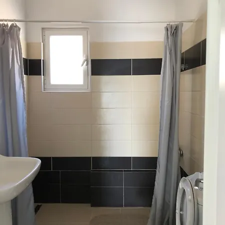 Apartament Eri